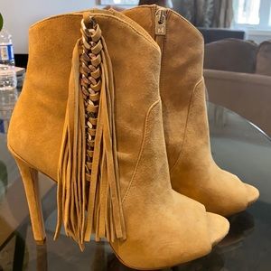 Women’s boot heels